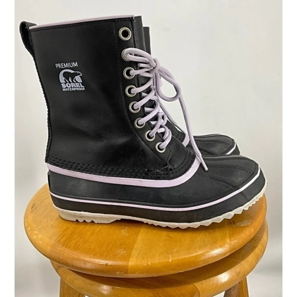 Sorel premium handcrafted natural rubber waterproof boot 7
